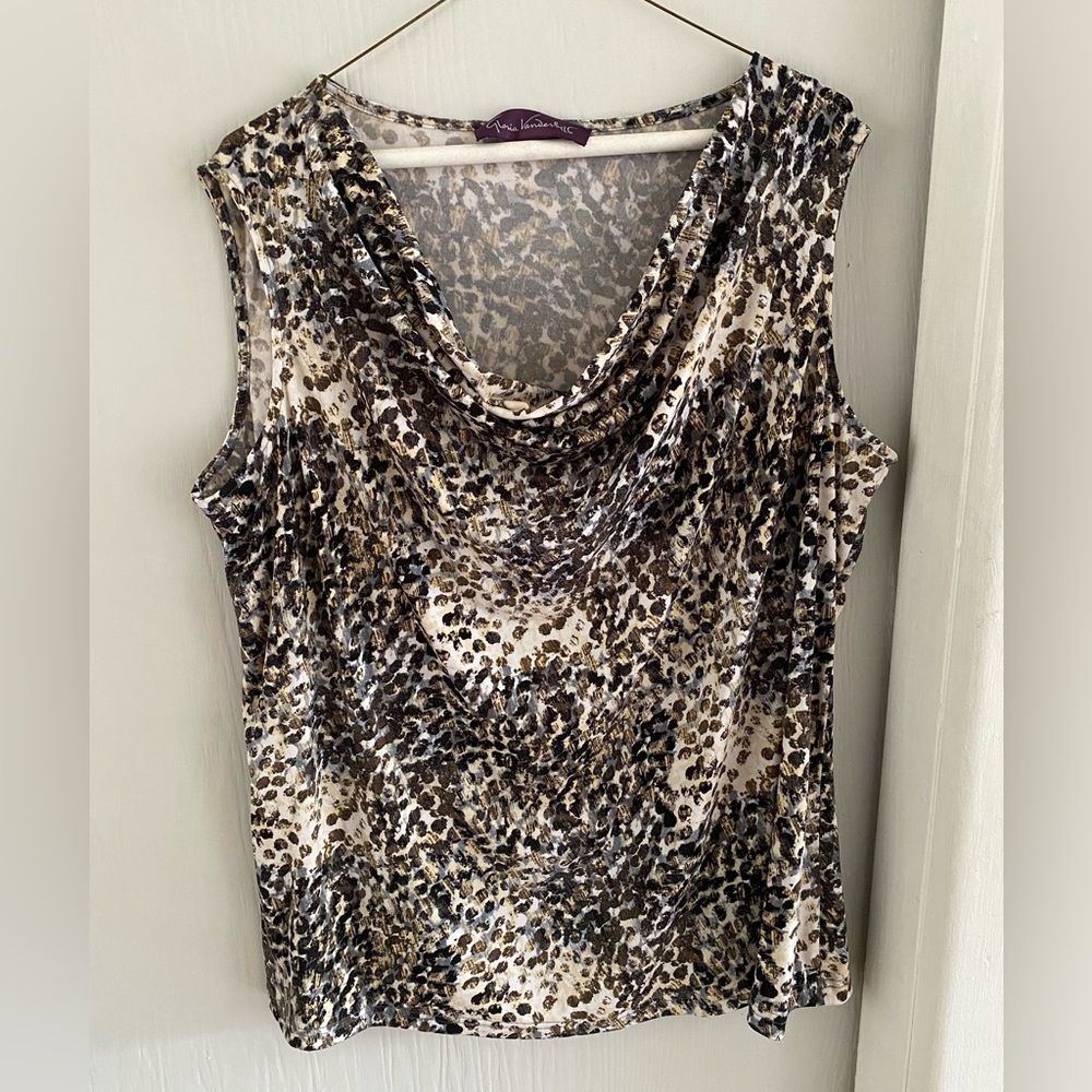 Women’s Gloria Vanderbilt sleeveless black, gray, brown, ncream blouse size18/20